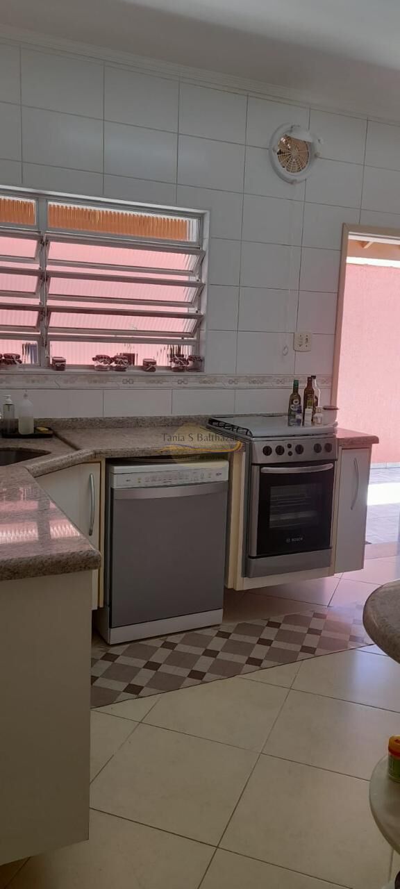 Casa, 3 quartos, 170 m² - Foto 28
