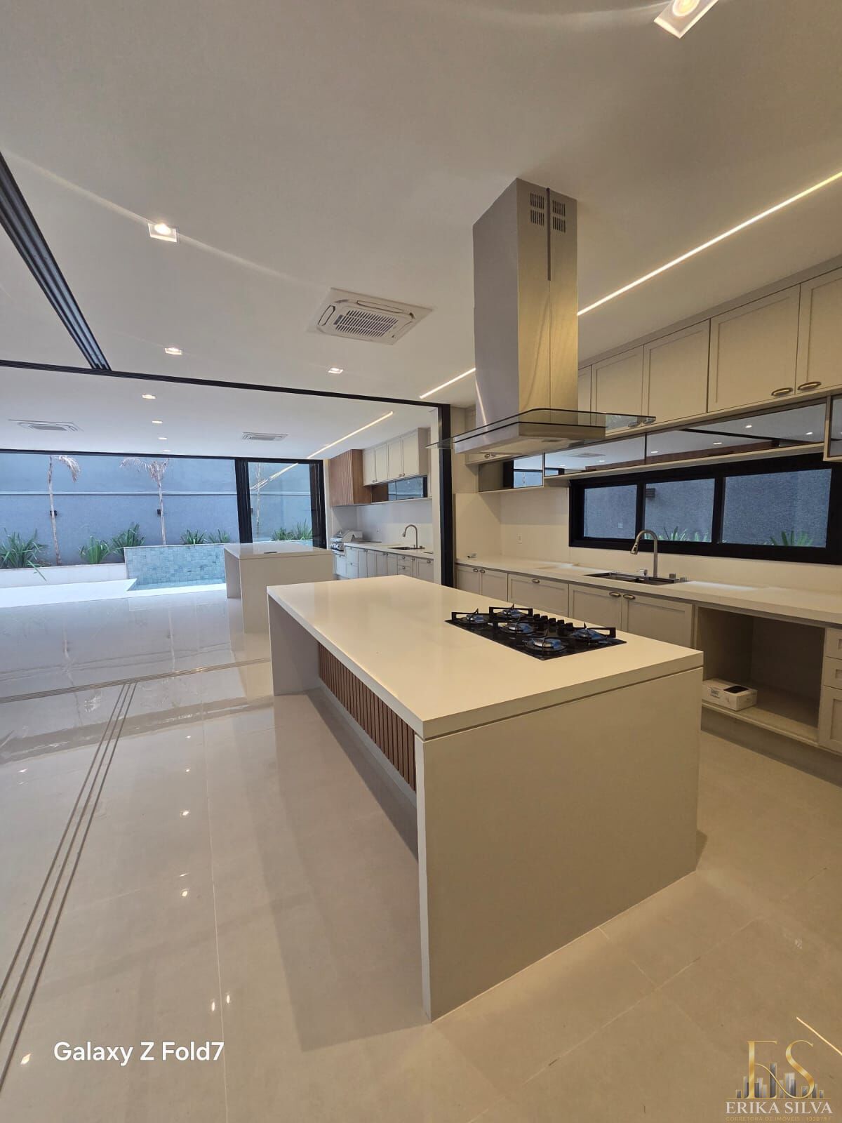 Sobrado, 4 quartos, 402 m² - Foto 9