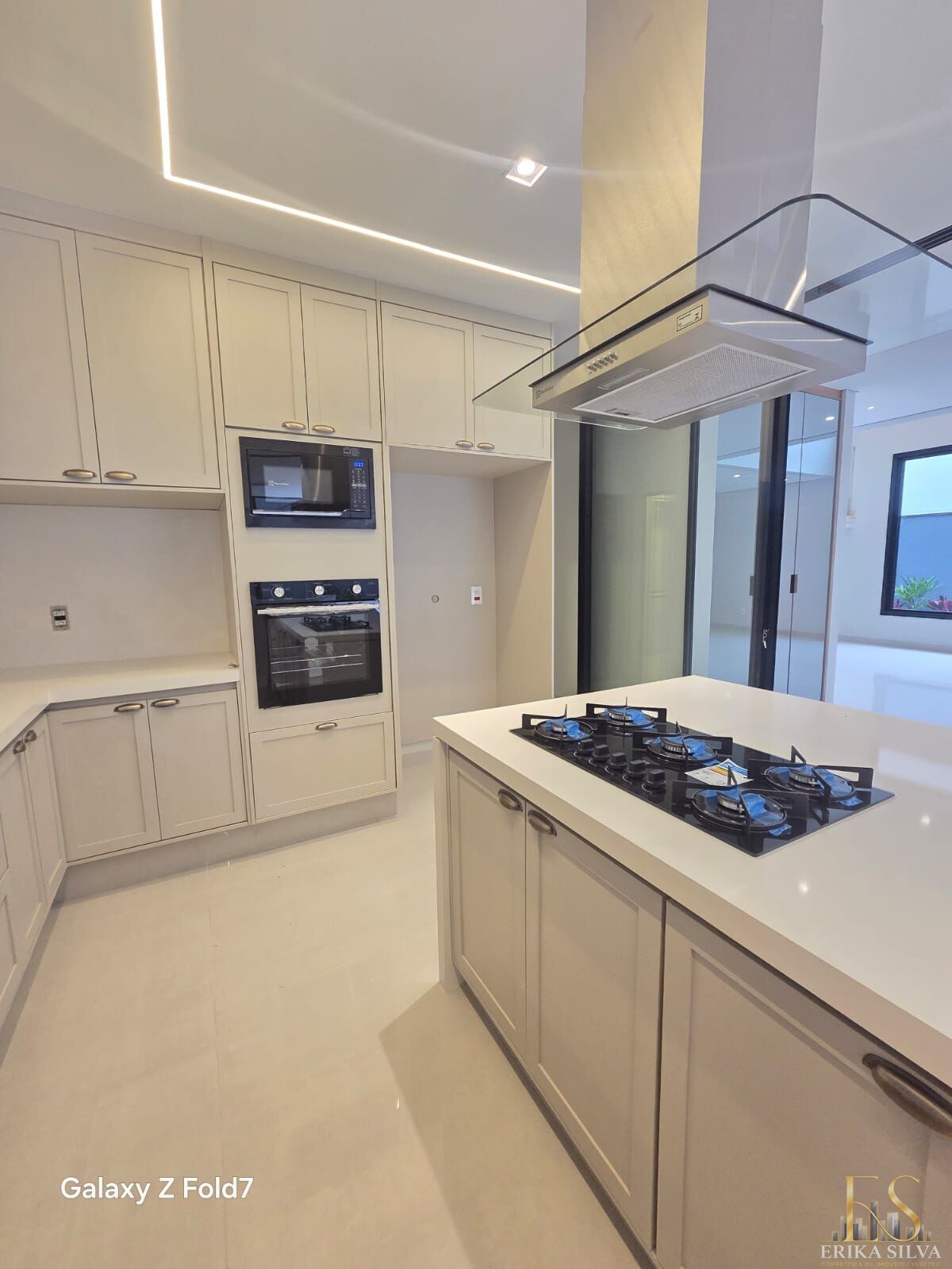 Sobrado, 4 quartos, 402 m² - Foto 7