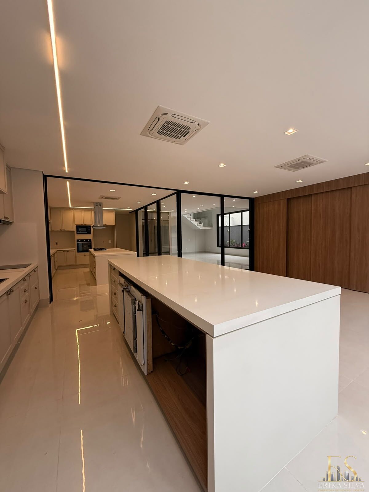 Sobrado, 4 quartos, 402 m² - Foto 3