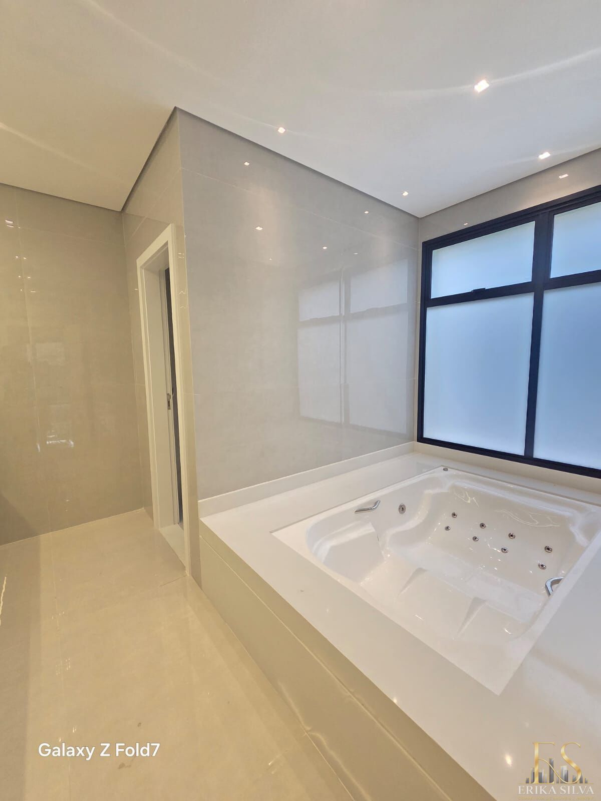 Sobrado, 4 quartos, 402 m² - Foto 4