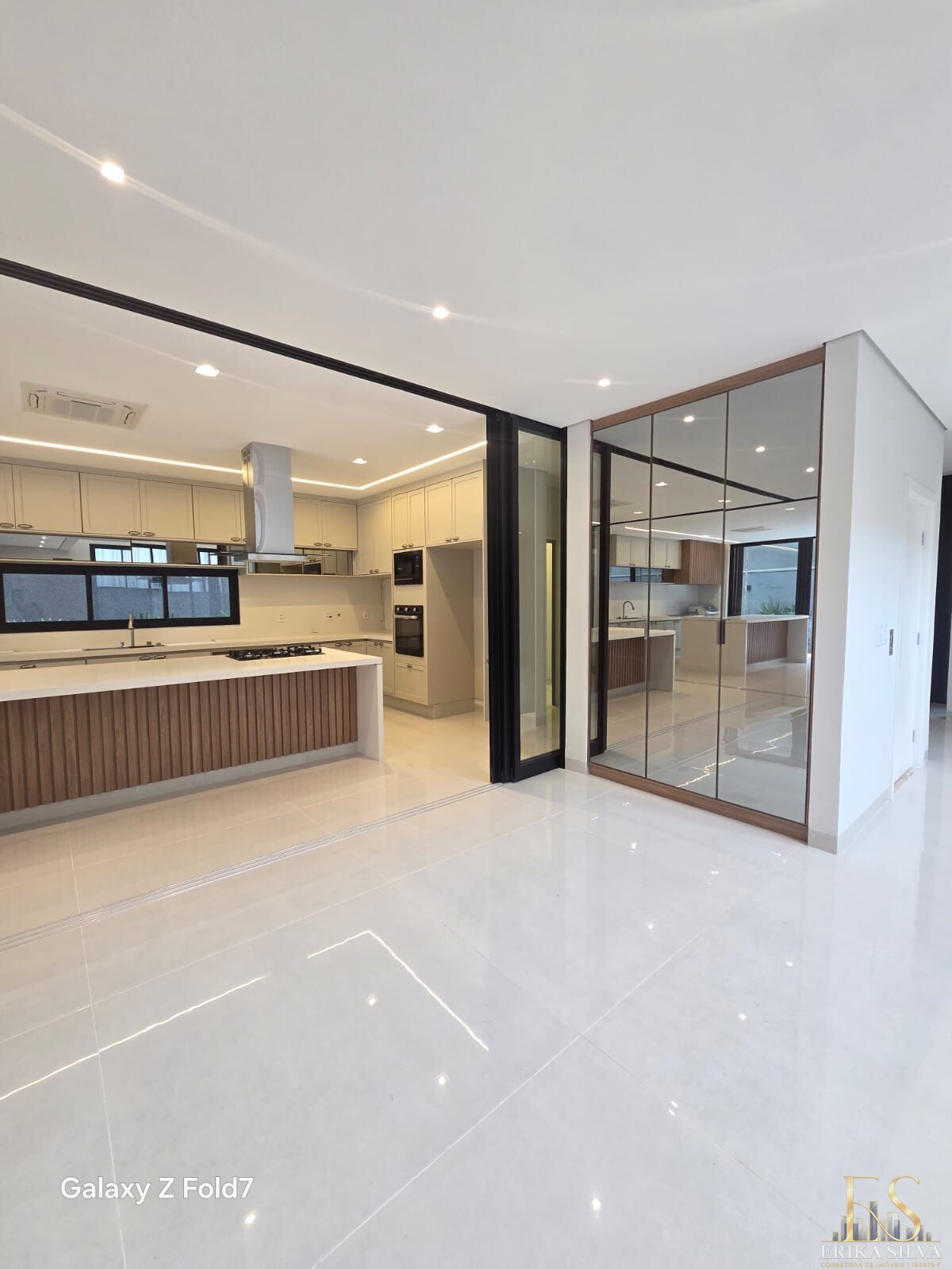 Sobrado, 4 quartos, 402 m² - Foto 22