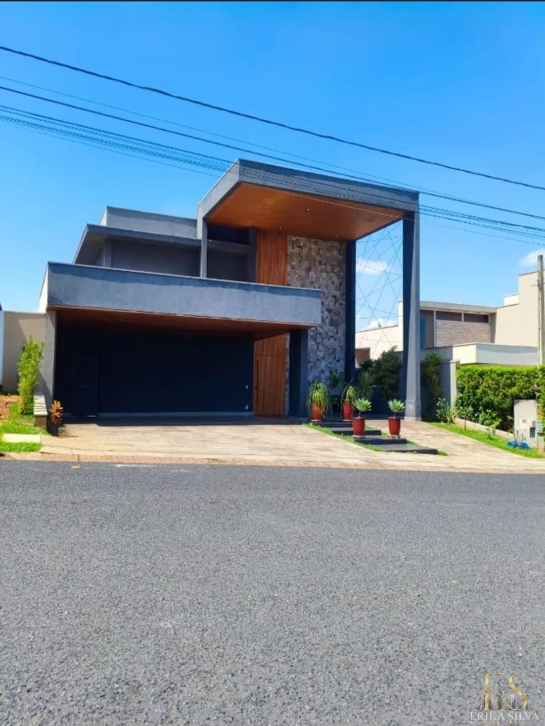 Sobrado, 4 quartos, 455 m² - Foto 1