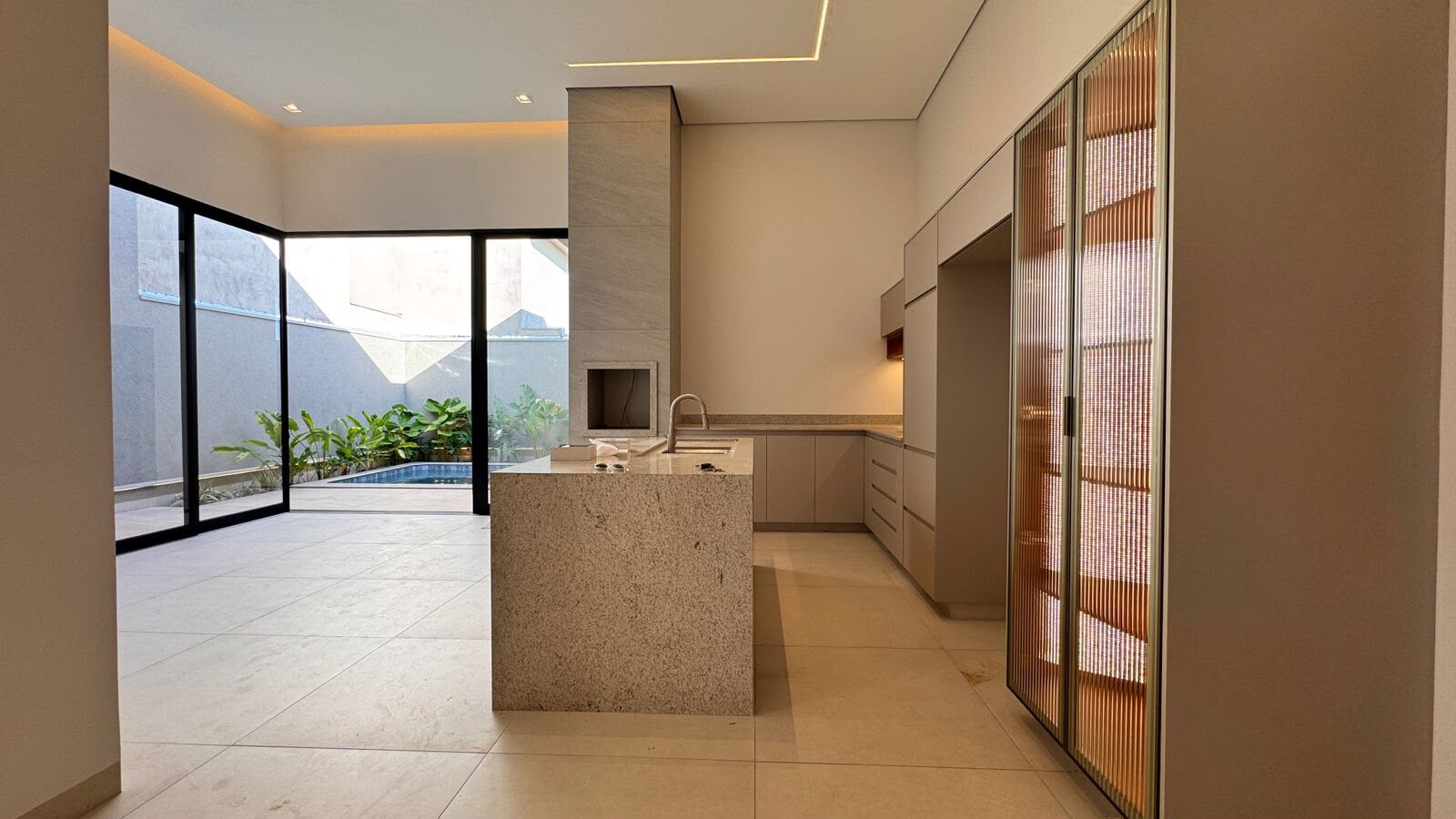 Casa, 3 quartos, 153 m² - Foto 1