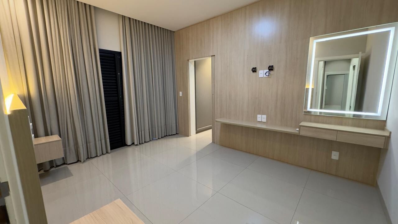 Casa, 3 quartos, 221 m² - Foto 11