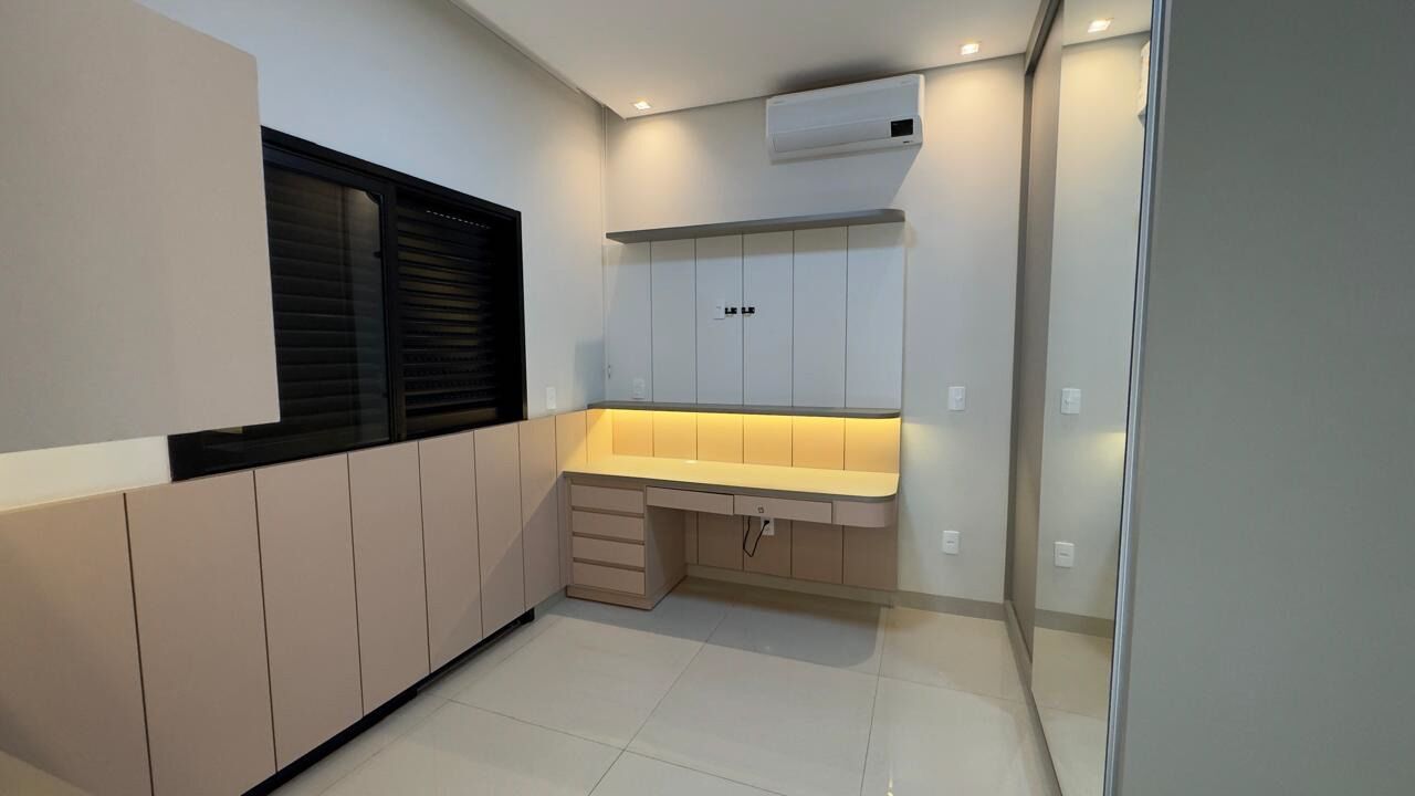 Casa, 3 quartos, 221 m² - Foto 9