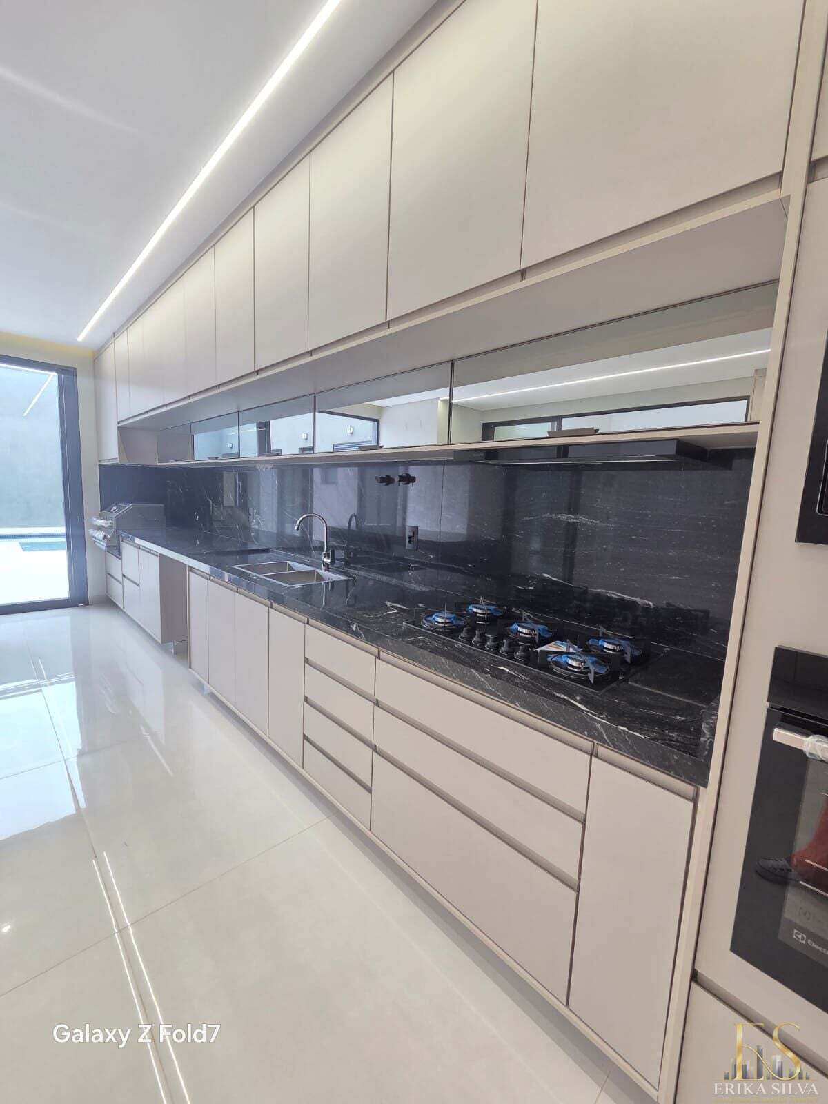 Casa, 3 quartos, 228 m² - Foto 38