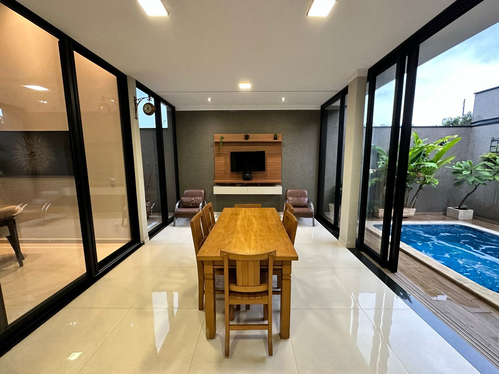 Casa, 3 quartos, 219 m² - Foto 11