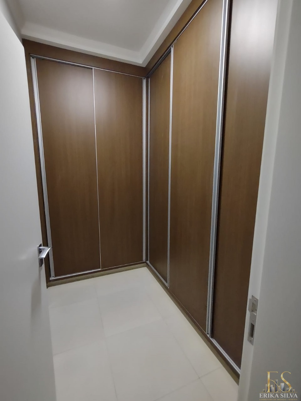 Casa, 3 quartos, 240 m² - Foto 8