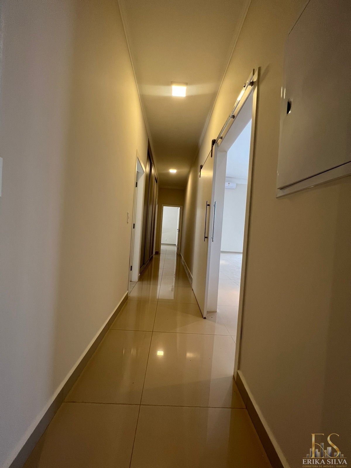 Casa, 4 quartos, 256 m² - Foto 13