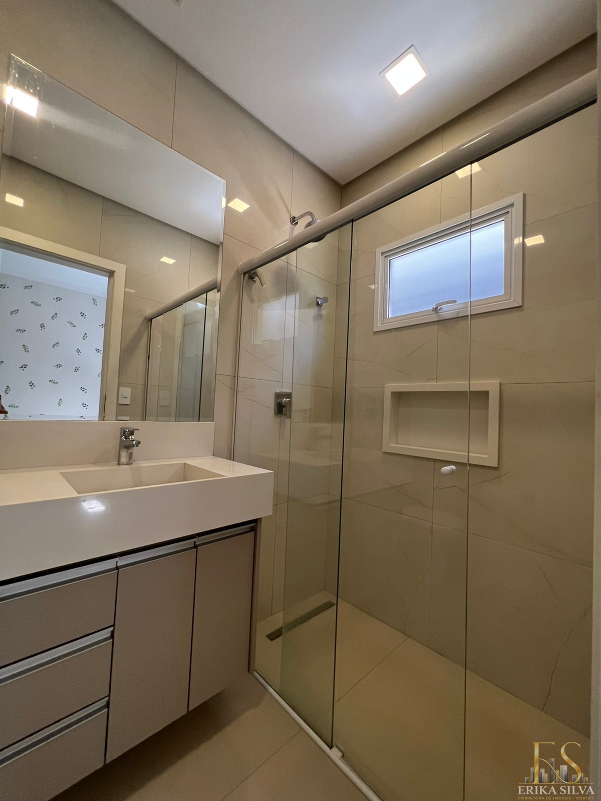 Casa, 4 quartos, 256 m² - Foto 15