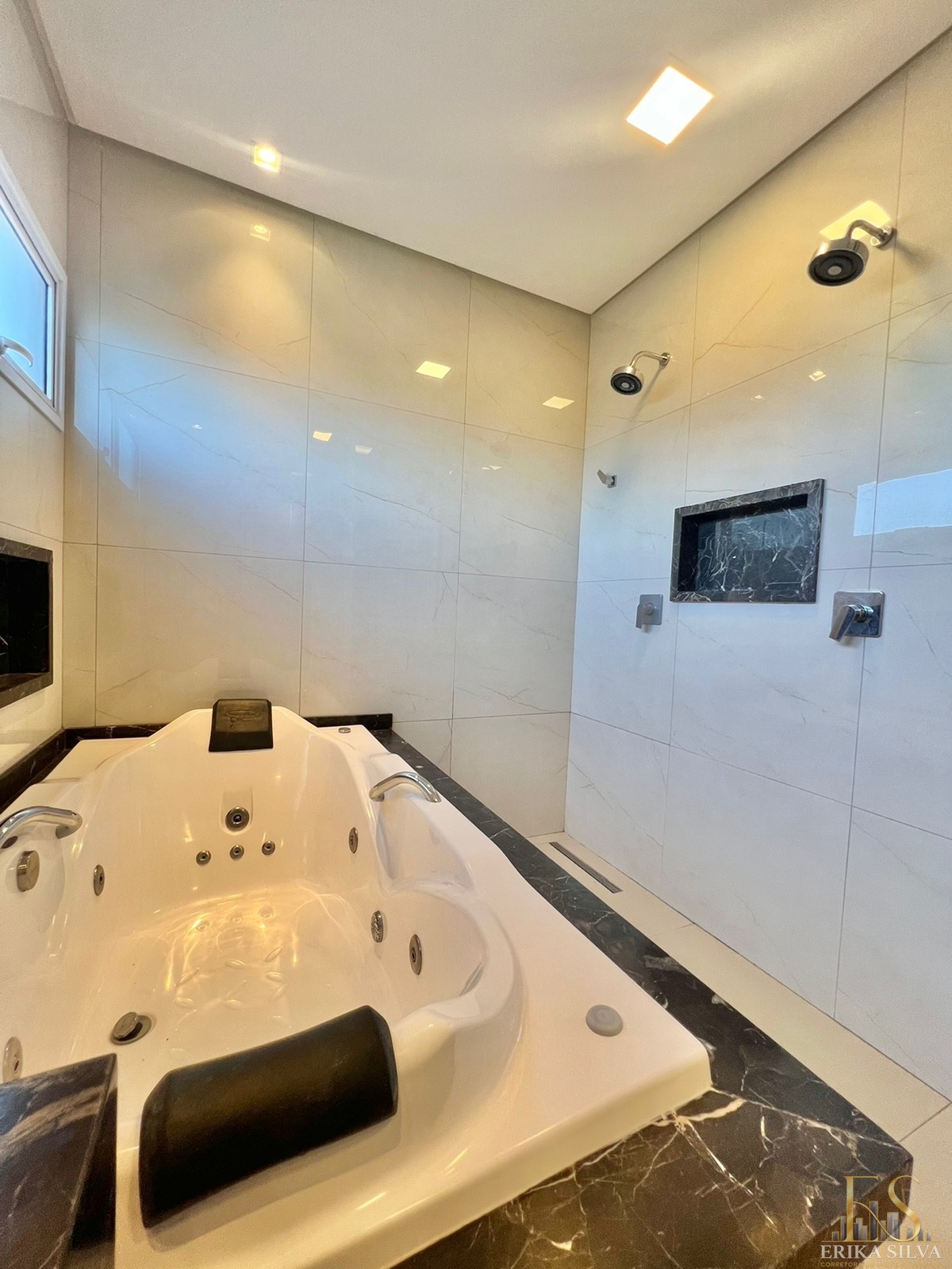 Casa, 4 quartos, 256 m² - Foto 11