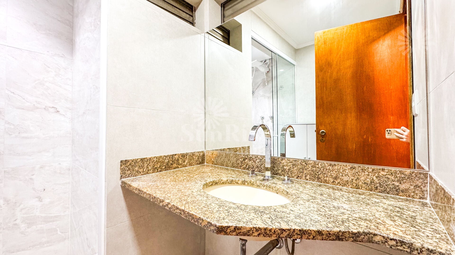 Apartamento, Alphaville Centro Industrial e Empresarial, Barueri