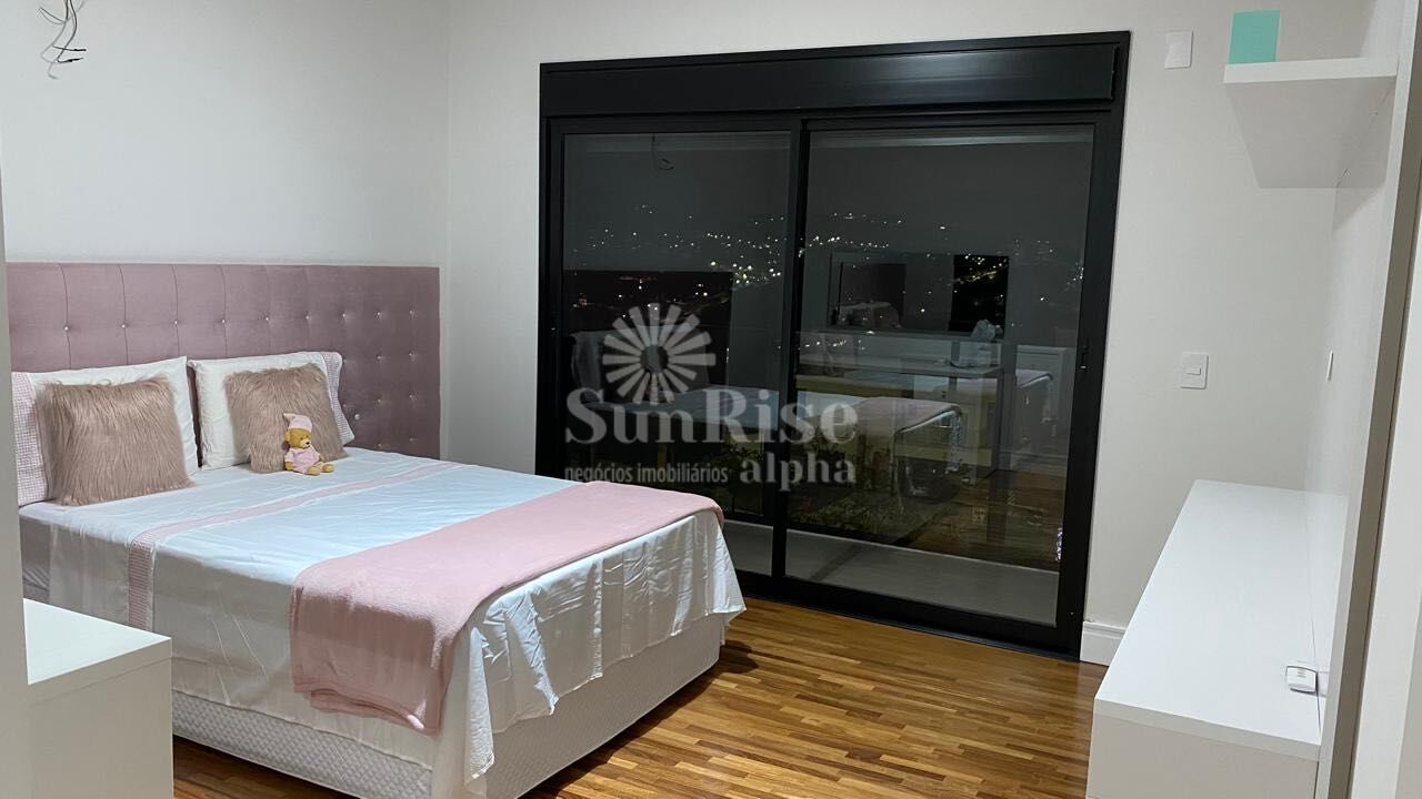 Casa, 4 quartos, 334 m² - Foto 32