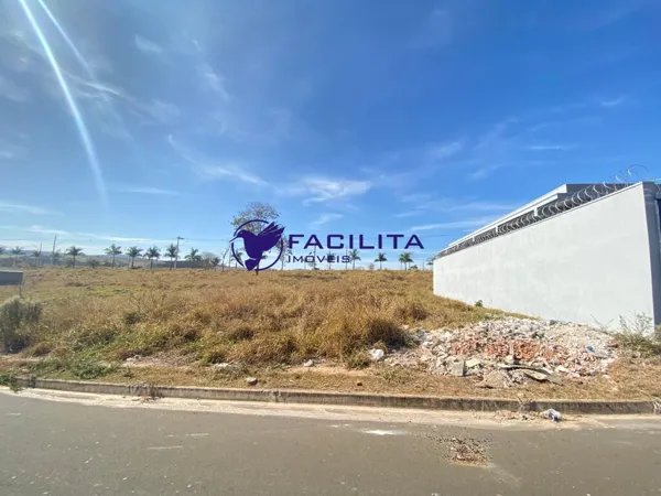 Terreno à venda no bairro Mirante do Vale em Passos/MG