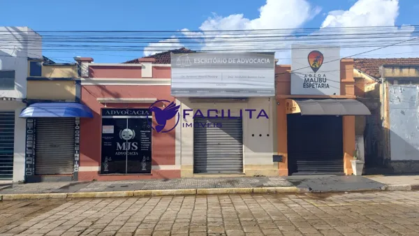 Terreno à venda no bairro Centro em Passos/MG