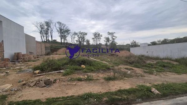 Terreno à venda no bairro Parque Alvorada em Passos/MG