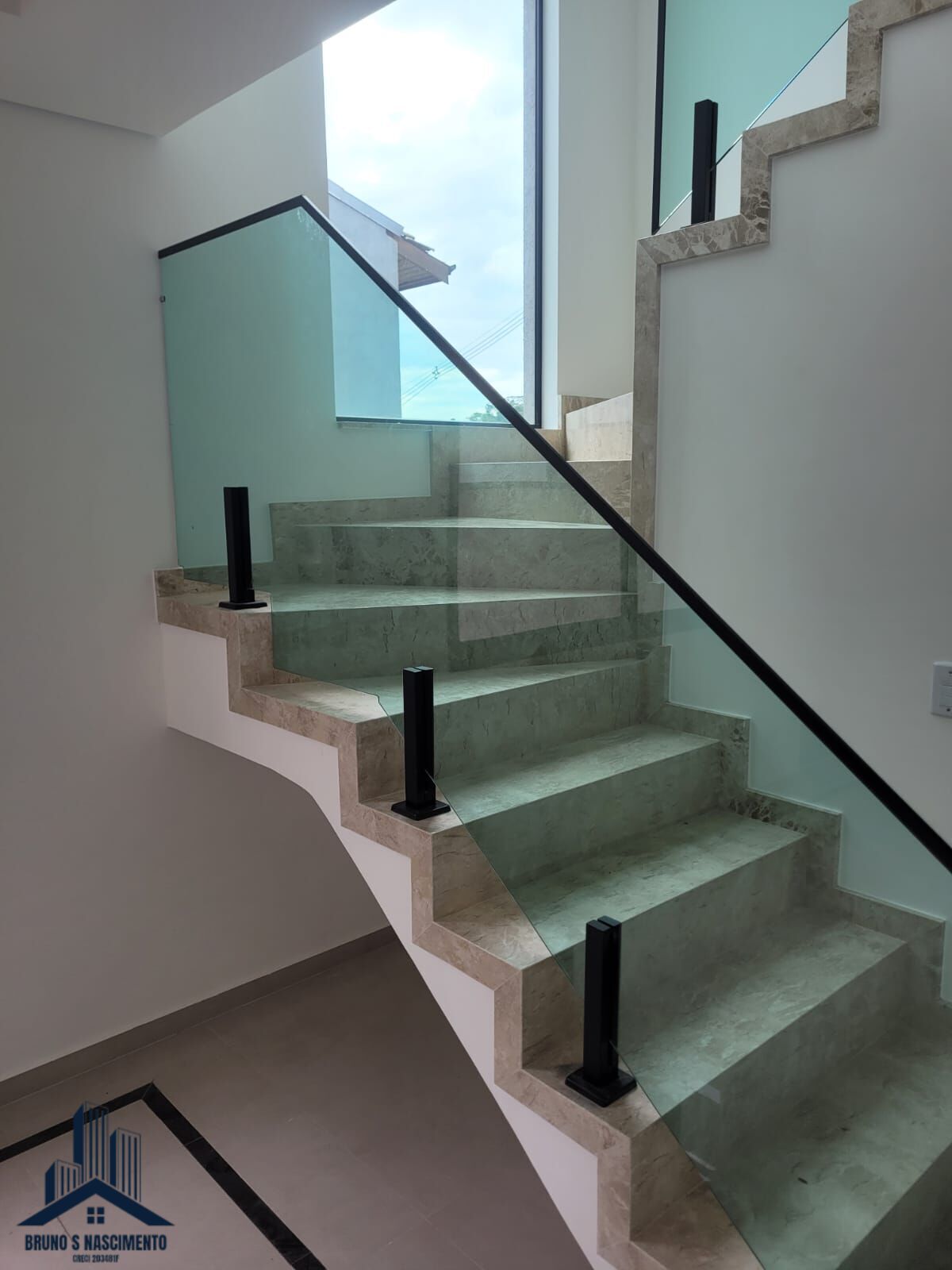 Casa à venda com 3 quartos, 1 suíte, 2 vagas e 109m² no Sítio Boa Vista, Cotia (SP) — foto 7 de 23