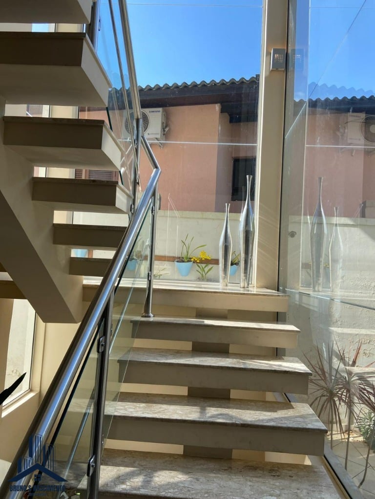 Casa à venda com 3 quartos, 3 suítes, 6 vagas e 340m² no Jardim Passárgada I, Cotia (SP) — foto 20 de 25