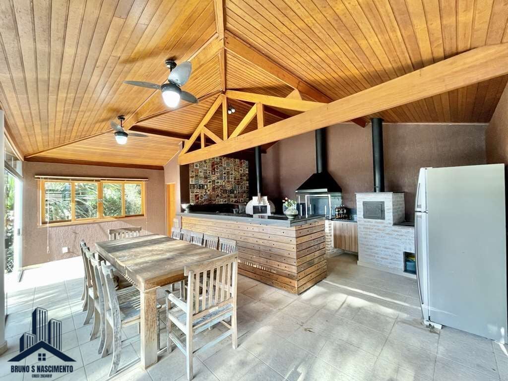Casa à venda com 5 quartos, 5 suítes, 6 vagas e 890m² no Pousada dos Bandeirantes, Carapicuíba (SP) — foto 12 de 30