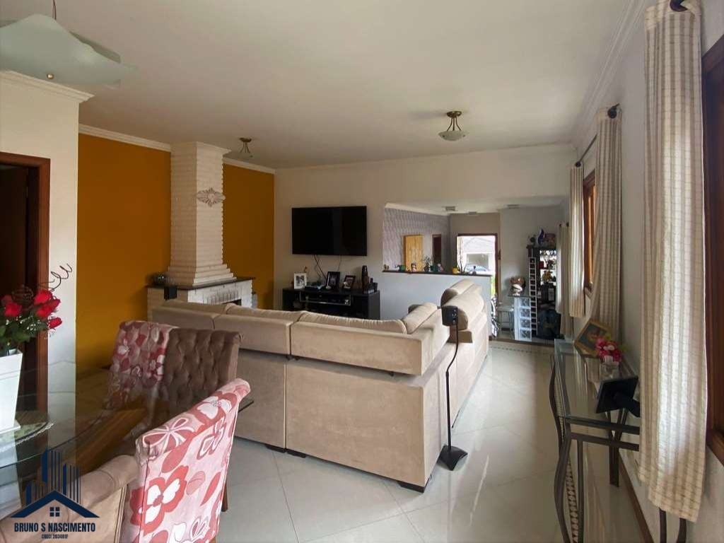 Casa à venda com 3 quartos, 1 suíte, 6 vagas e 361m² no Granja Viana II, Cotia (SP) — foto 8 de 30