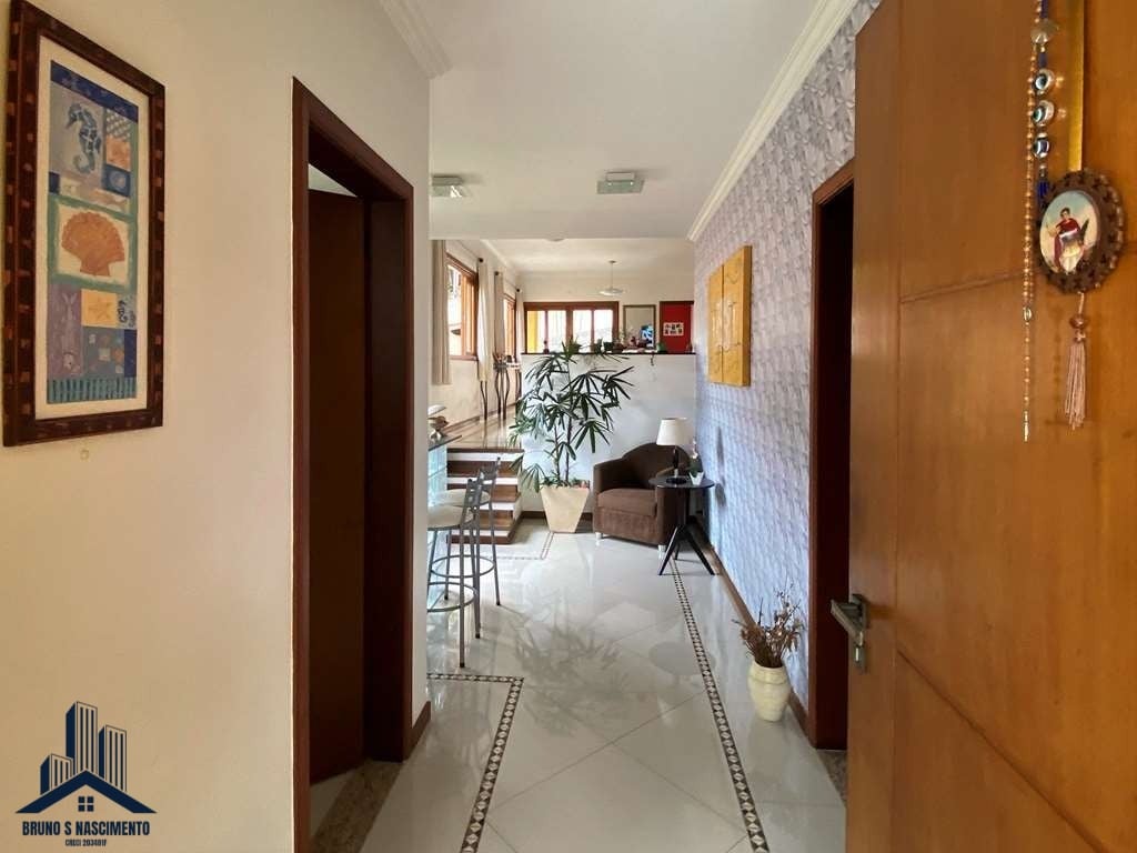 Casa à venda com 3 quartos, 1 suíte, 6 vagas e 361m² no Granja Viana II, Cotia (SP) — foto 4 de 30