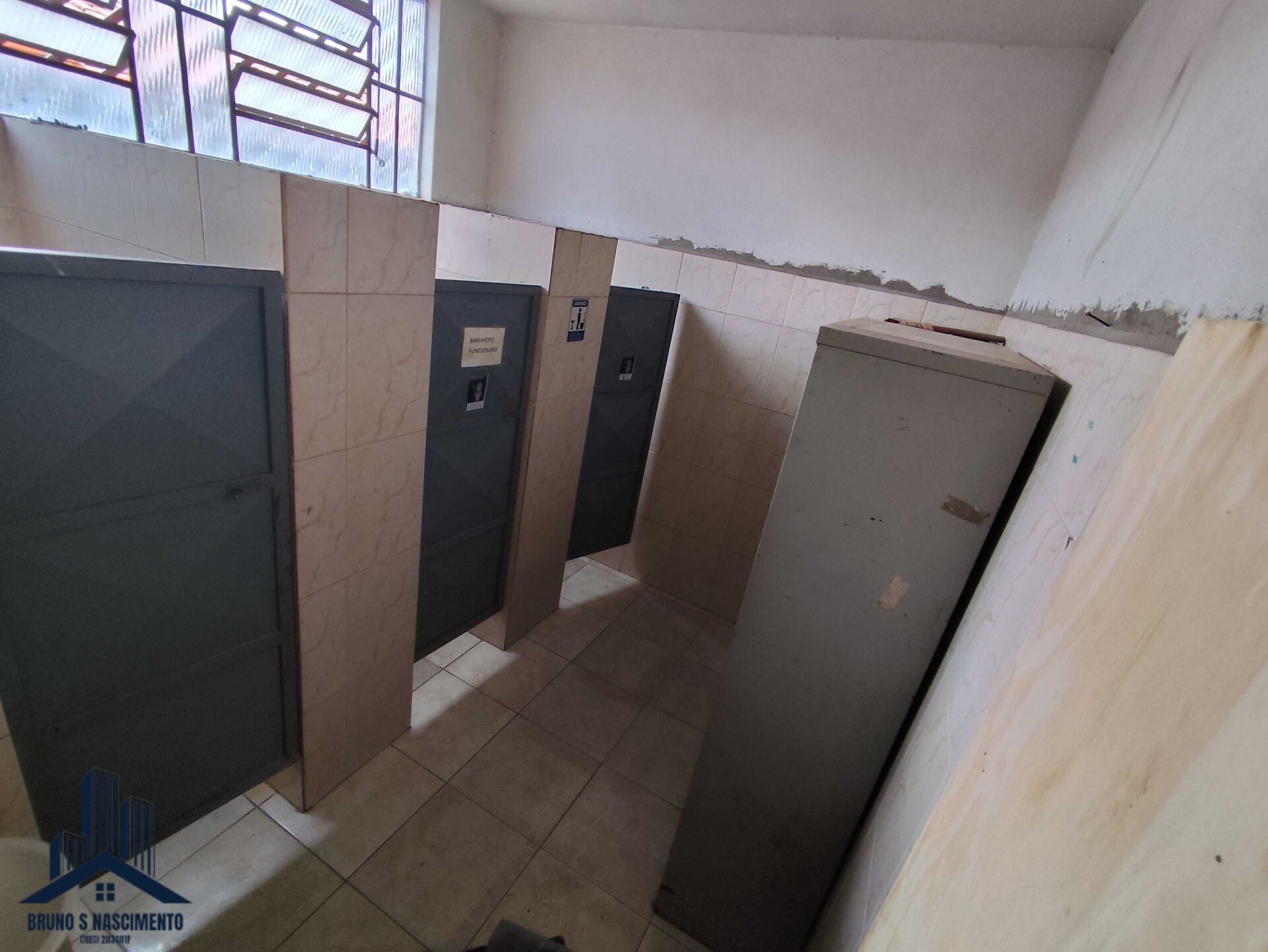 Comercial para alugar com 3 banheiros, 4 vagas e 300m² no Vila São Francisco de Assis, Cotia (SP) — foto 19 de 23