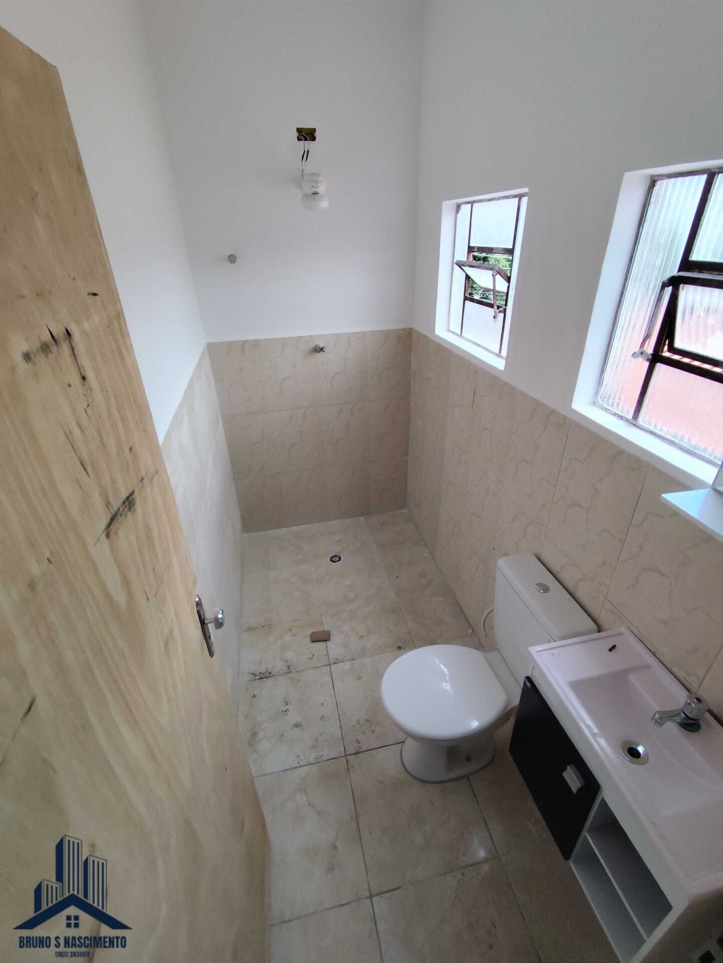 Comercial para alugar com 3 banheiros, 4 vagas e 300m² no Vila São Francisco de Assis, Cotia (SP) — foto 10 de 23