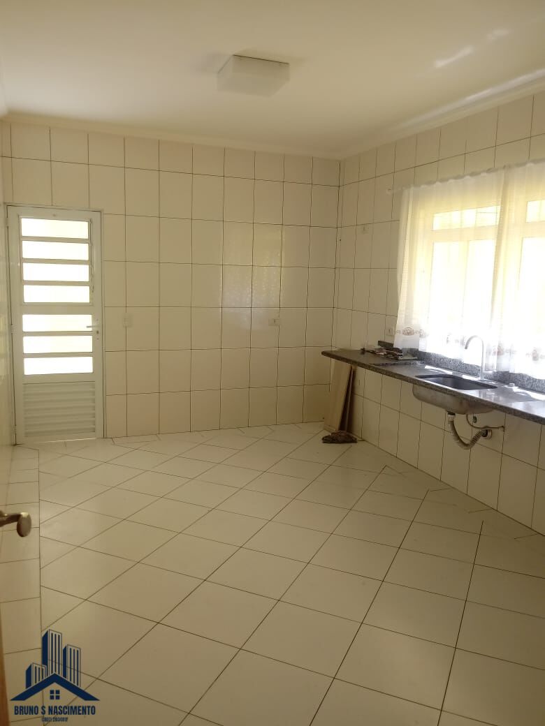 Casa à venda com 3 quartos, 1 suíte, 2 vagas e 119m² no Jardim Sabiá, Cotia (SP) — foto 16 de 30