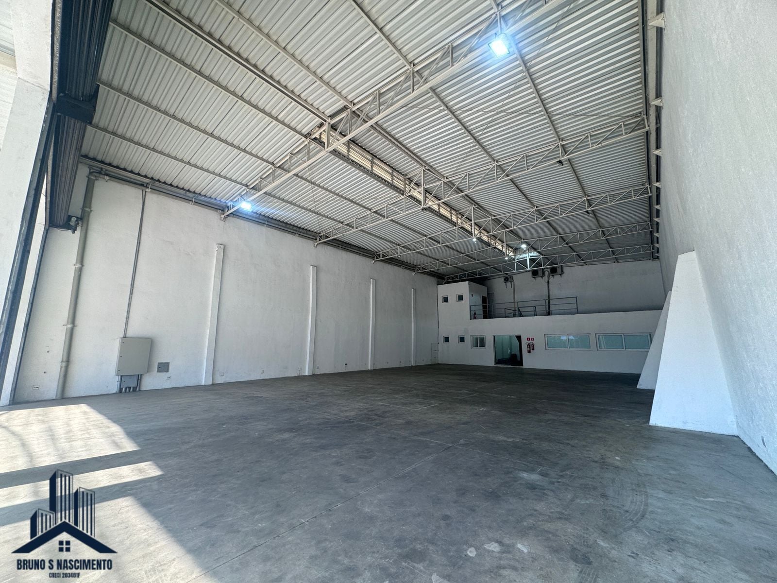 Comercial à venda com 6 banheiros, 6 vagas e 527m² no Chácara Belverde, Vargem Grande Paulista (SP) — foto 4 de 15