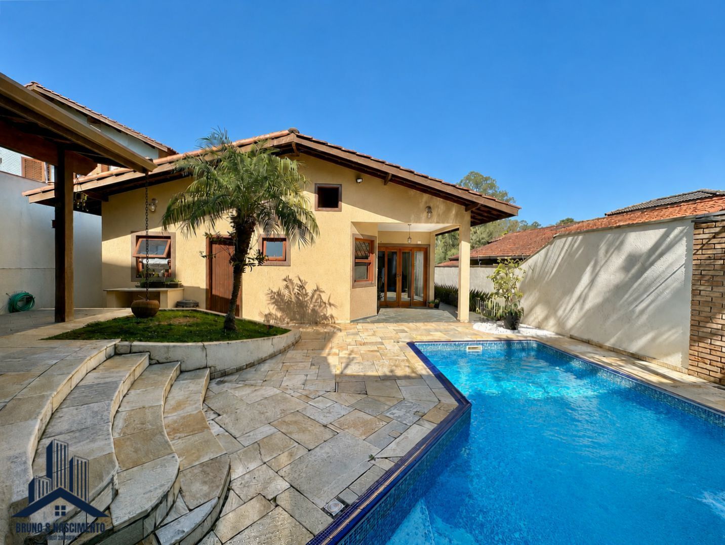 Casa à venda com 3 quartos, 1 suíte, 4 vagas e 219m² no Granja Viana II, Cotia (SP) — foto 9 de 30