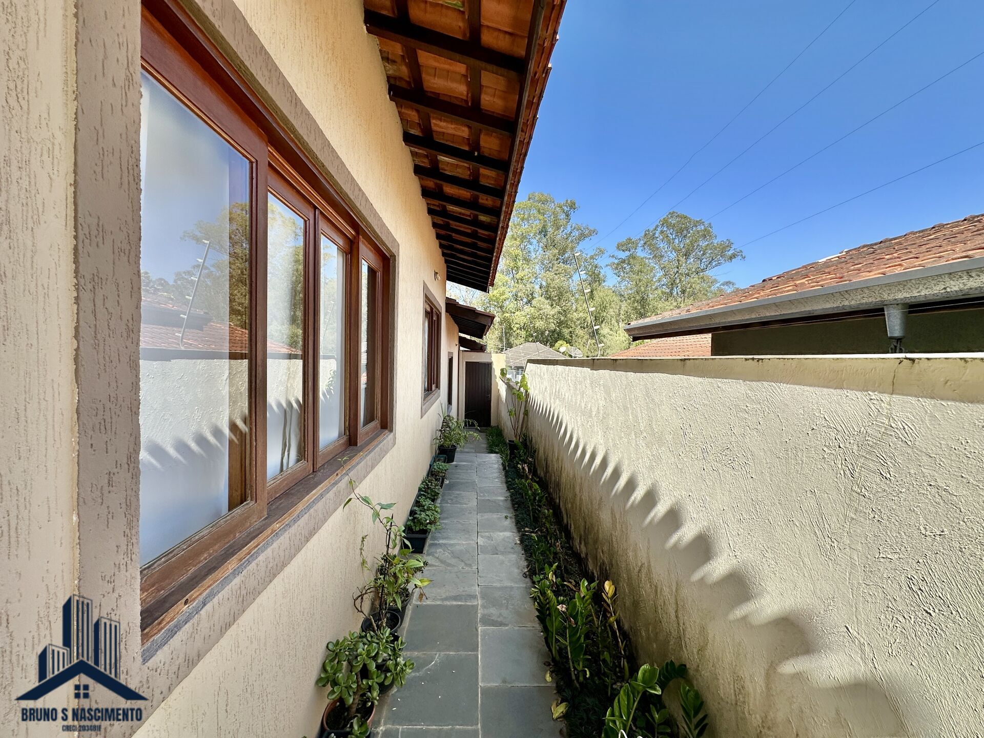Casa à venda com 3 quartos, 1 suíte, 4 vagas e 219m² no Granja Viana II, Cotia (SP) — foto 23 de 30