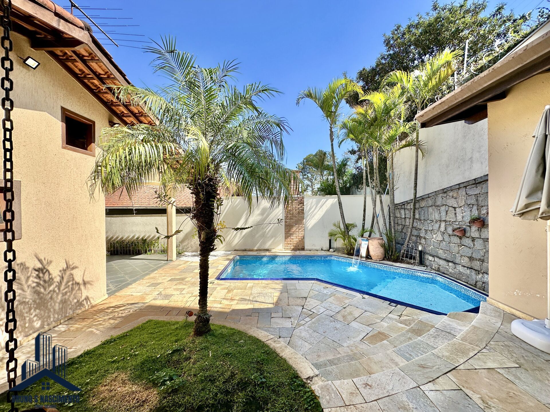 Casa à venda com 3 quartos, 1 suíte, 4 vagas e 219m² no Granja Viana II, Cotia (SP) — foto 26 de 30