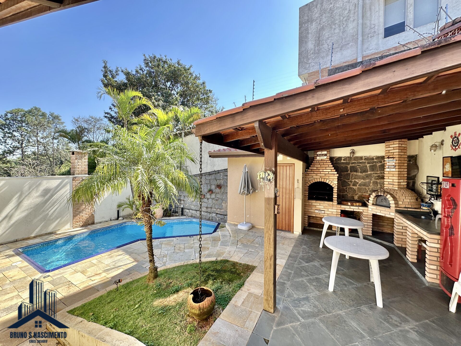 Casa à venda com 3 quartos, 1 suíte, 4 vagas e 219m² no Granja Viana II, Cotia (SP) — foto 25 de 30