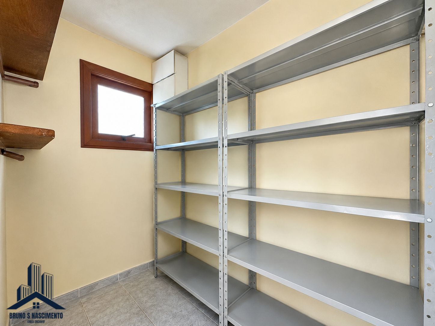 Casa à venda com 3 quartos, 1 suíte, 4 vagas e 219m² no Granja Viana II, Cotia (SP) — foto 13 de 30