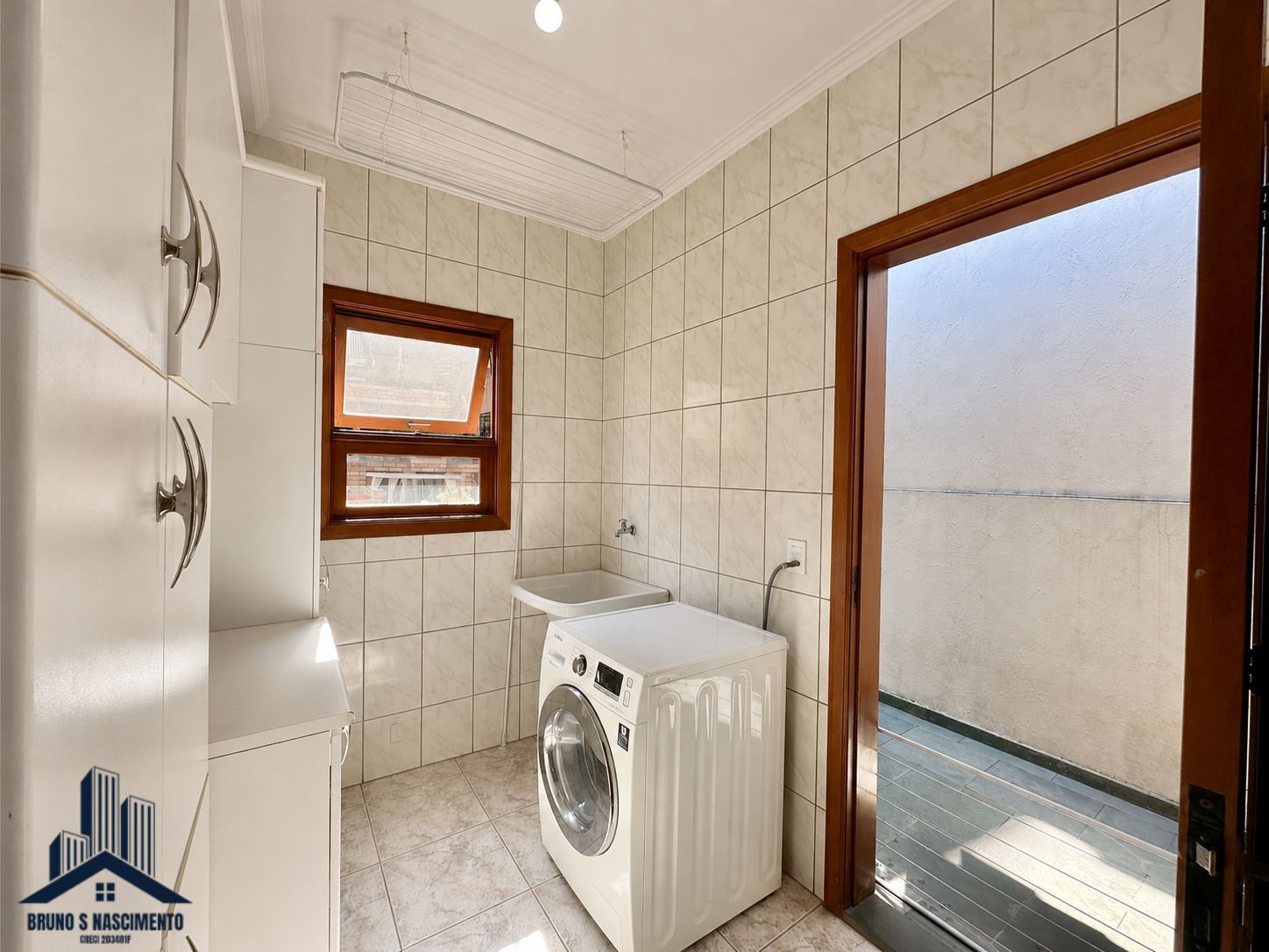 Casa à venda com 3 quartos, 1 suíte, 4 vagas e 219m² no Granja Viana II, Cotia (SP) — foto 7 de 30