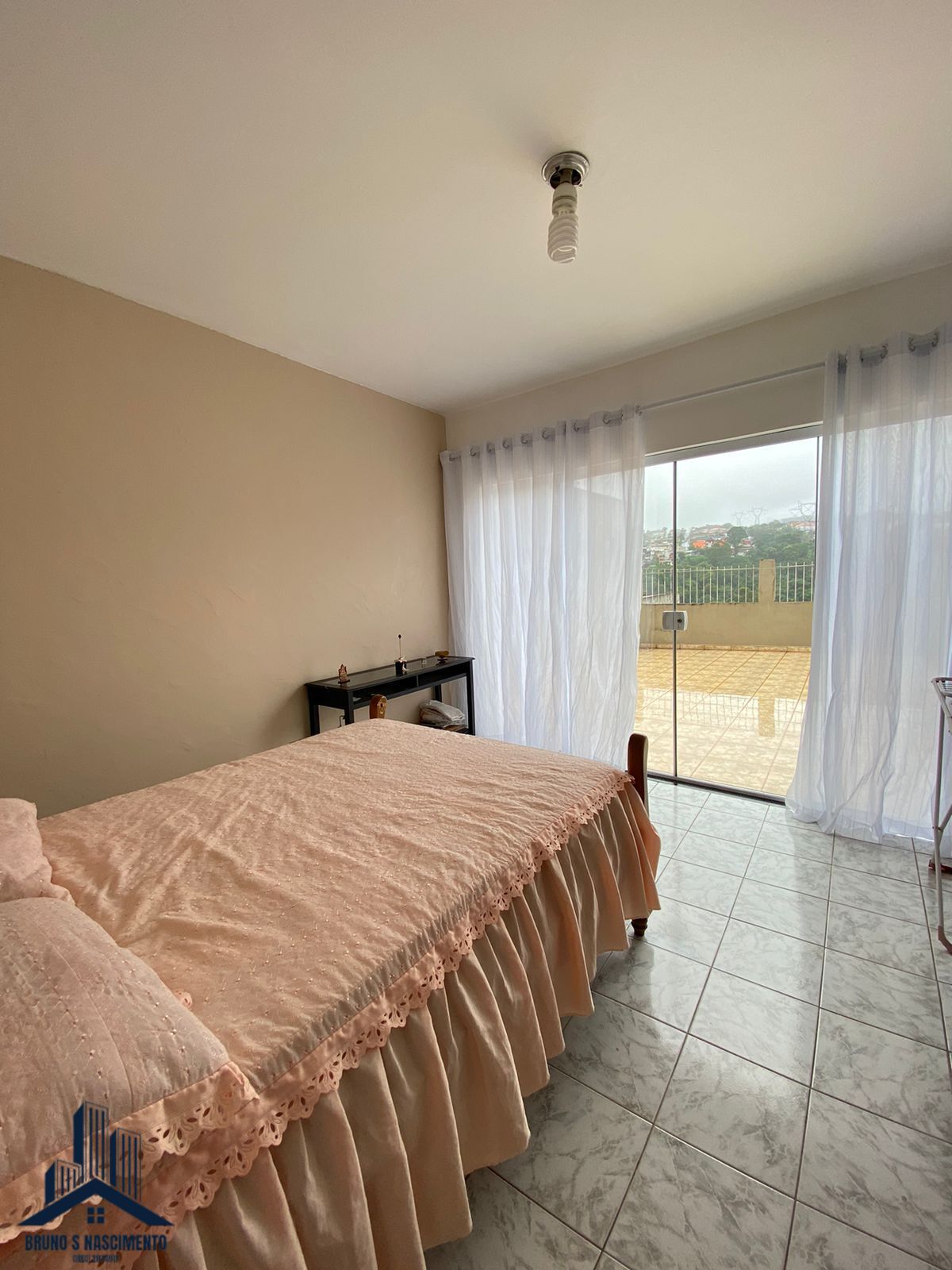 Casa à venda com 3 quartos, 1 suíte, 4 vagas e 140m² no Jardim Ísis, Cotia (SP) — foto 8 de 27