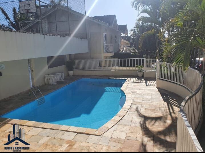 Casa à venda com 3 quartos, 1 suíte, 2 vagas e 216m² no Chácara Pavoeiro, Cotia (SP) — foto 4 de 30