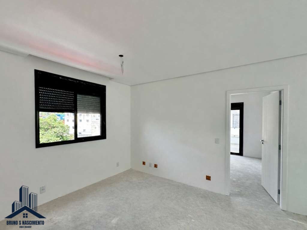 Casa à venda com 3 quartos, 3 suítes, 4 vagas e 326m² no Chácara do Refúgio, Carapicuíba (SP) — foto 15 de 30