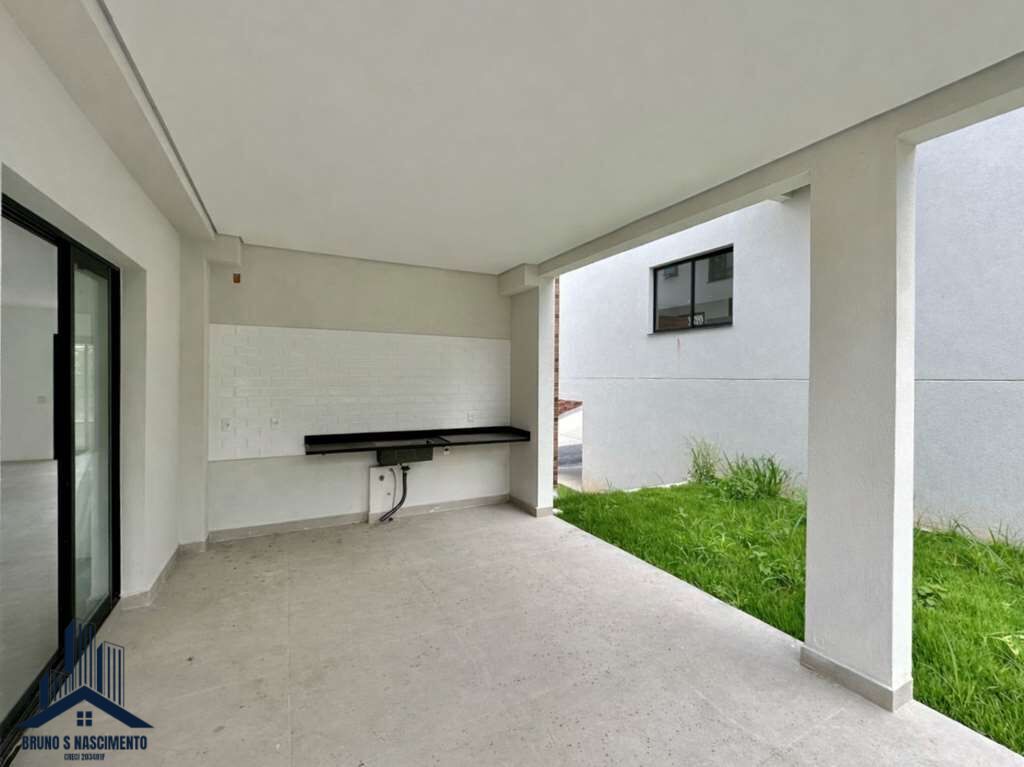 Casa à venda com 3 quartos, 3 suítes, 4 vagas e 326m² no Chácara do Refúgio, Carapicuíba (SP) — foto 12 de 30