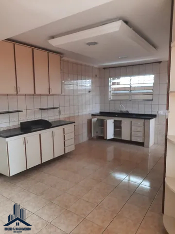 Casa à venda com 3 quartos, 1 suíte, 4 vagas e 225m² no Portal da Primavera, Cotia (SP) — foto 10 de 20
