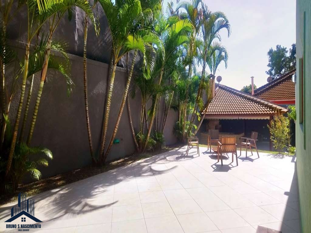 Casa à venda com 3 quartos, 3 suítes, 9 vagas e 320m² no Granja Viana II, Cotia (SP) — foto 23 de 30