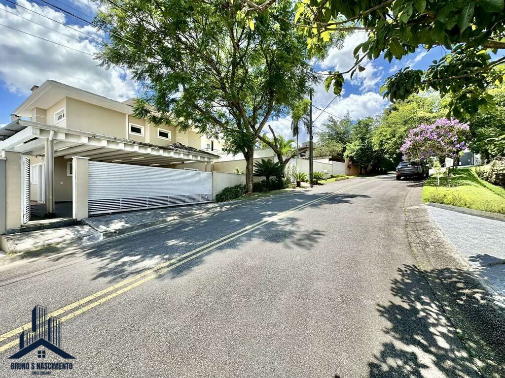 Casa para alugar com 4 quartos, 2 suítes, 3 vagas e 358m² no Golf Gardens, Carapicuíba (SP) — foto 6 de 30