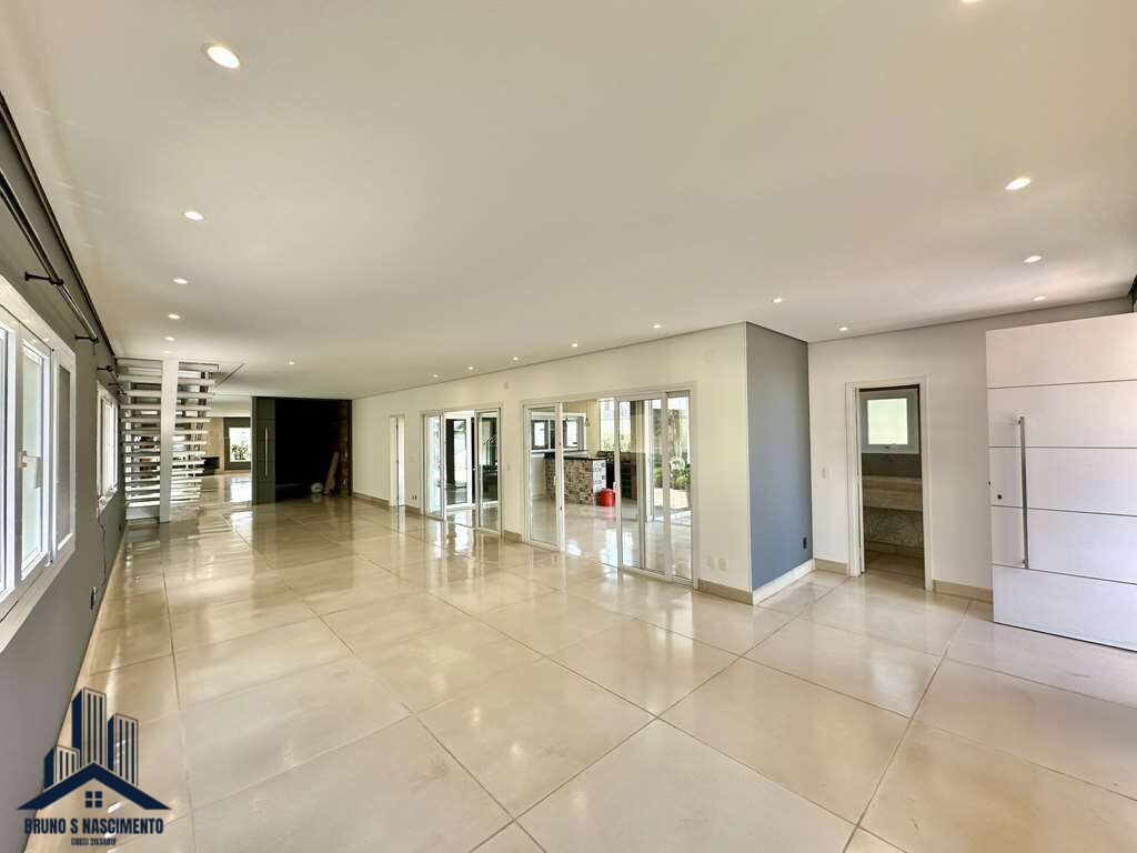 Casa para alugar com 4 quartos, 2 suítes, 3 vagas e 358m² no Golf Gardens, Carapicuíba (SP) — foto 16 de 30
