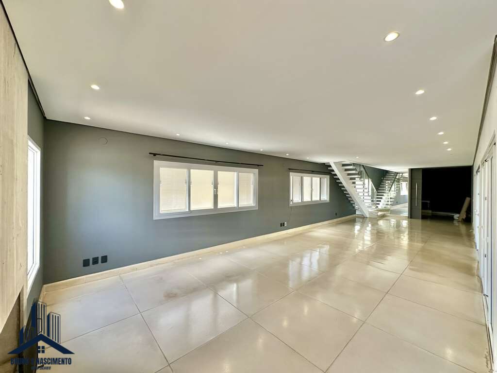 Casa para alugar com 4 quartos, 2 suítes, 3 vagas e 358m² no Golf Gardens, Carapicuíba (SP) — foto 15 de 30