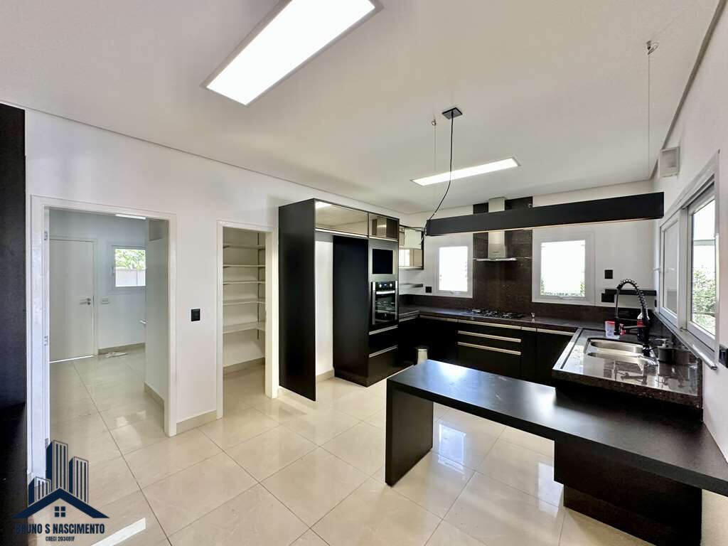 Casa para alugar com 4 quartos, 2 suítes, 3 vagas e 358m² no Golf Gardens, Carapicuíba (SP) — foto 24 de 30