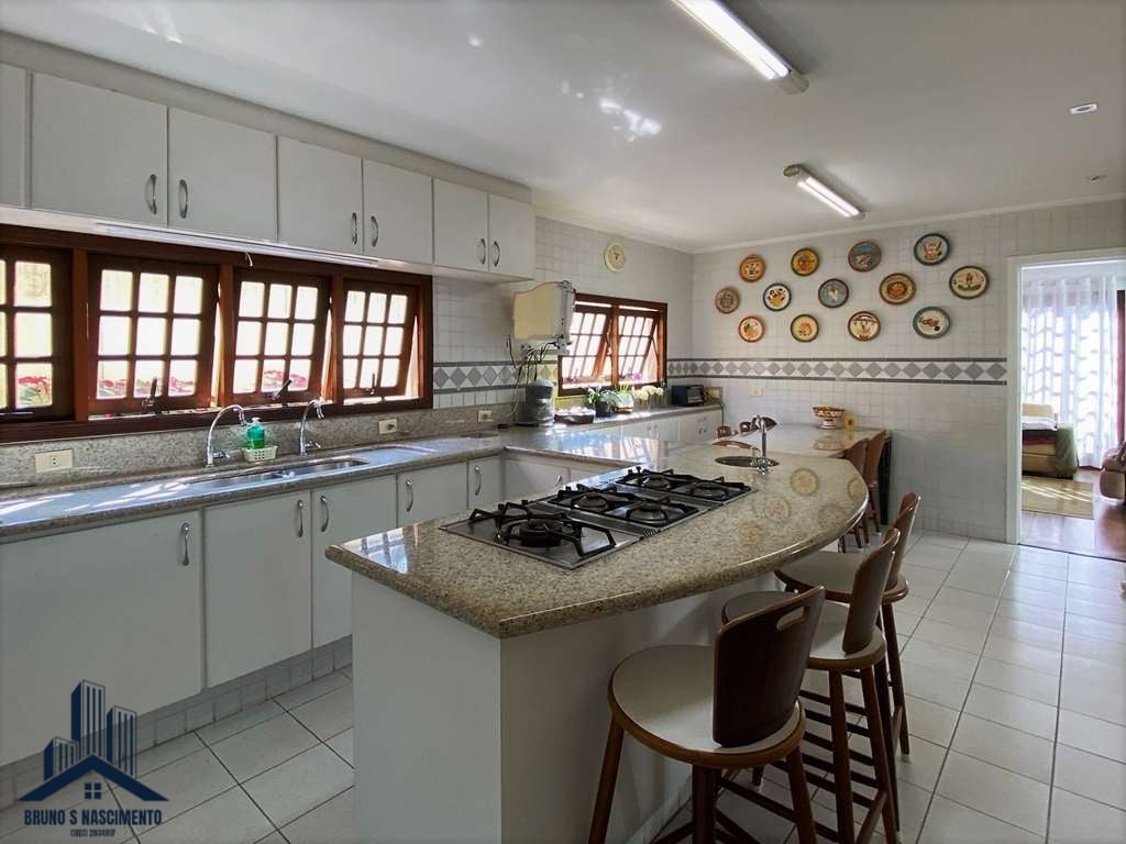 Casa à venda com 4 quartos, 2 suítes, 6 vagas e 304m² no São Paulo II, Cotia (SP) — foto 19 de 30