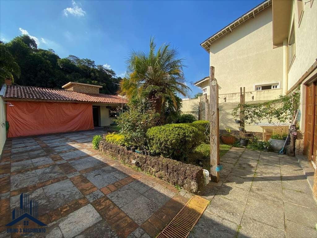 Casa à venda com 4 quartos, 2 suítes, 6 vagas e 304m² no São Paulo II, Cotia (SP) — foto 24 de 30