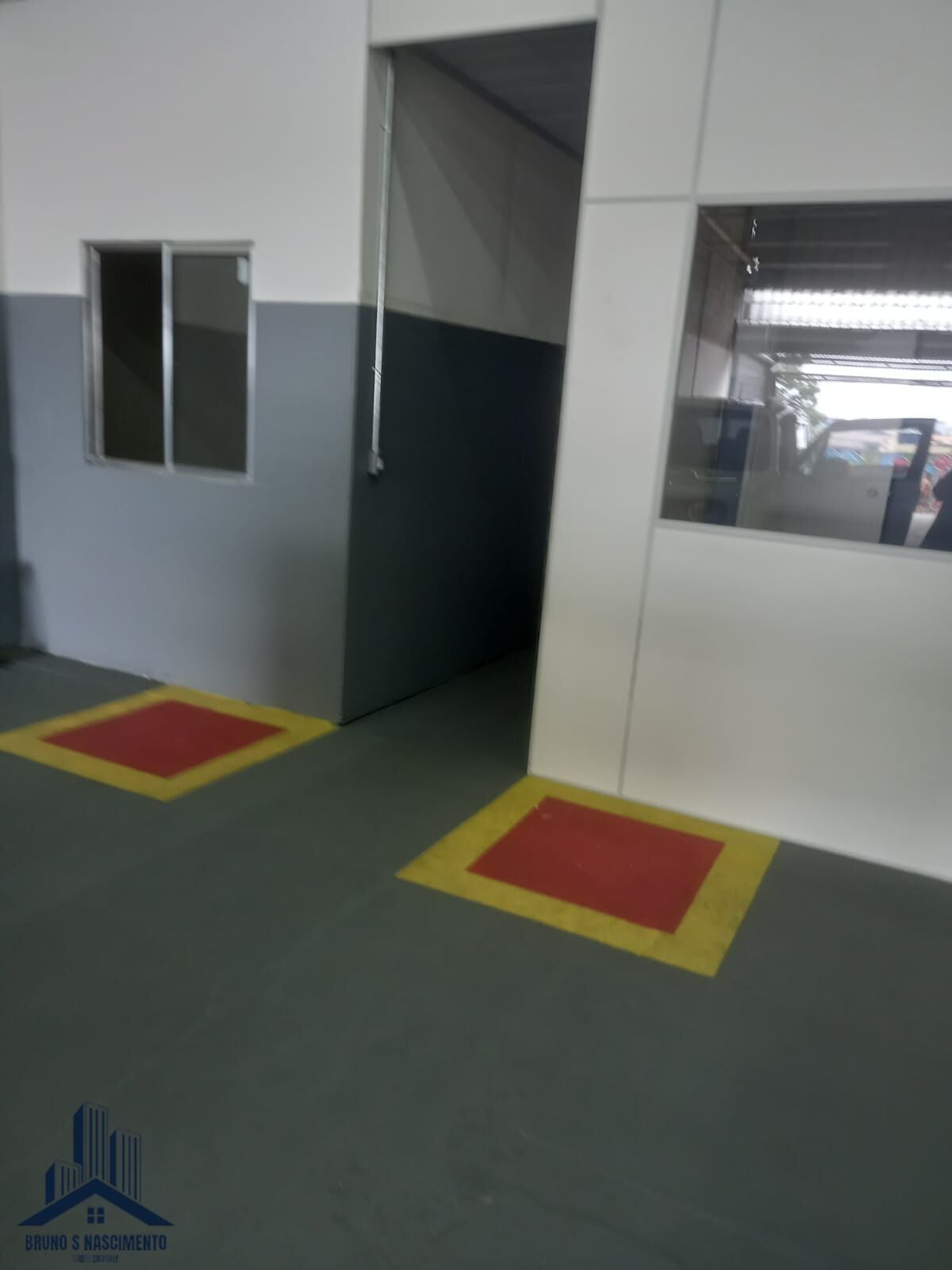 Comercial à venda com 2 banheiros, 3 vagas e 187m² no Jardim Copiúva, Carapicuíba (SP) — foto 8 de 18