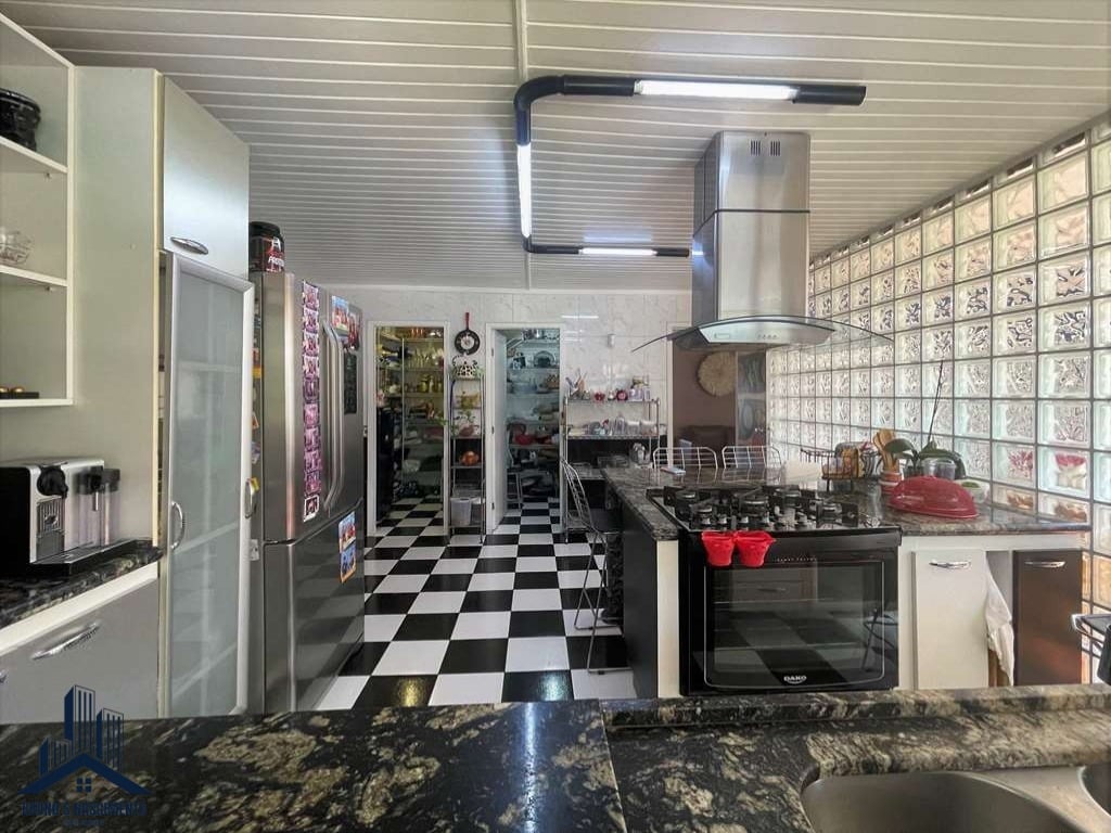 Casa à venda com 4 quartos, 4 suítes, 12 vagas e 600m² no Parque Dom Henrique, Cotia (SP) — foto 22 de 30